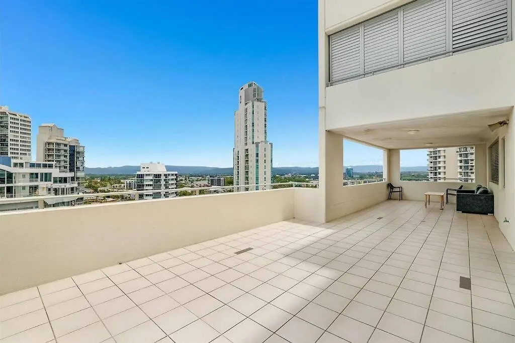 Oceanview Located In The Heart Of Surfers - Self Contained, Privately Managed Apartments Gold Coast