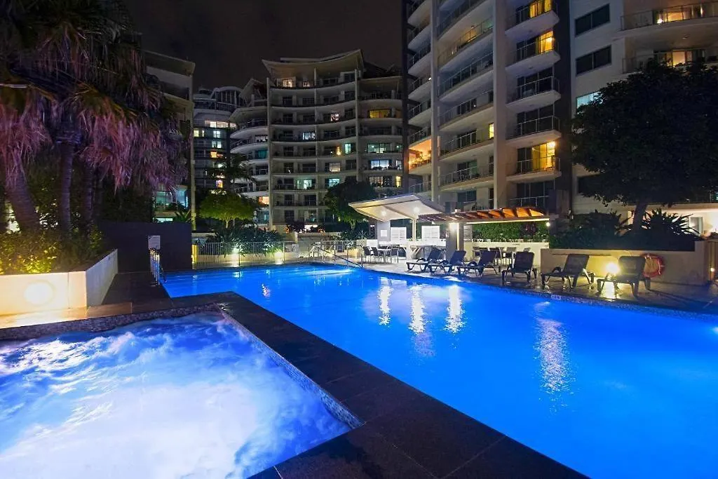 Oceanview Located In The Heart Of Surfers - Self Contained, Privately Managed Apartments Gold Coast 0*,